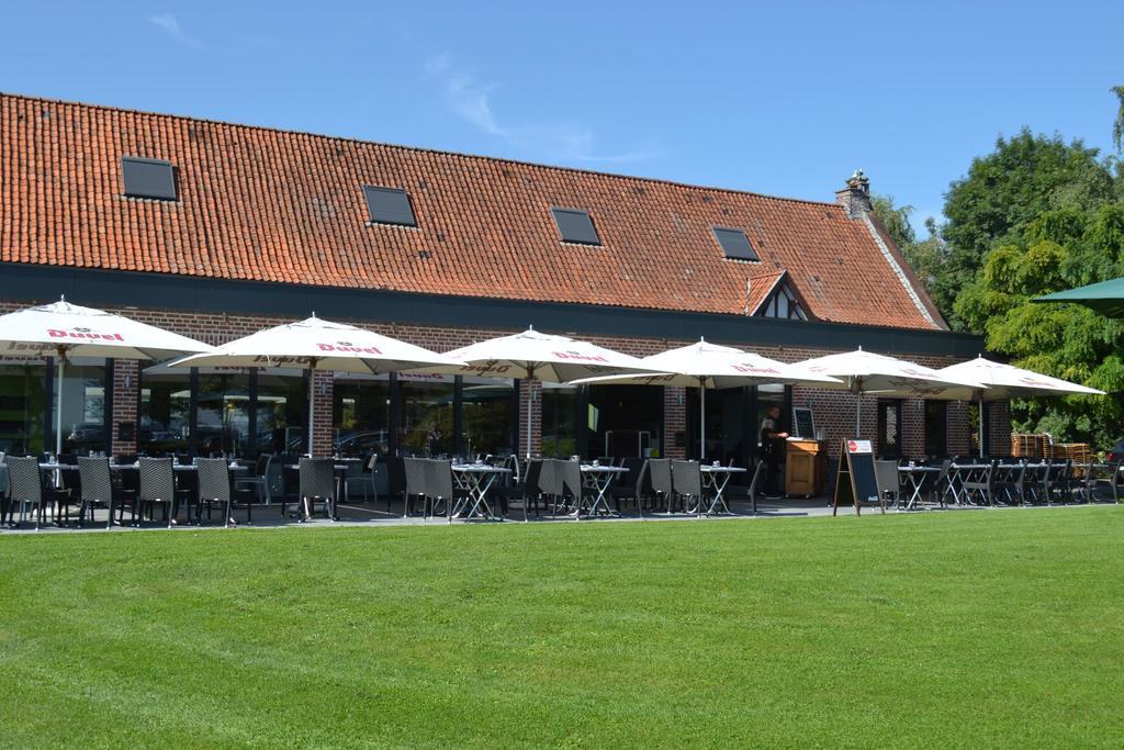 Hotel Le Domaine Des Cigognes Ennevelin Exterior foto