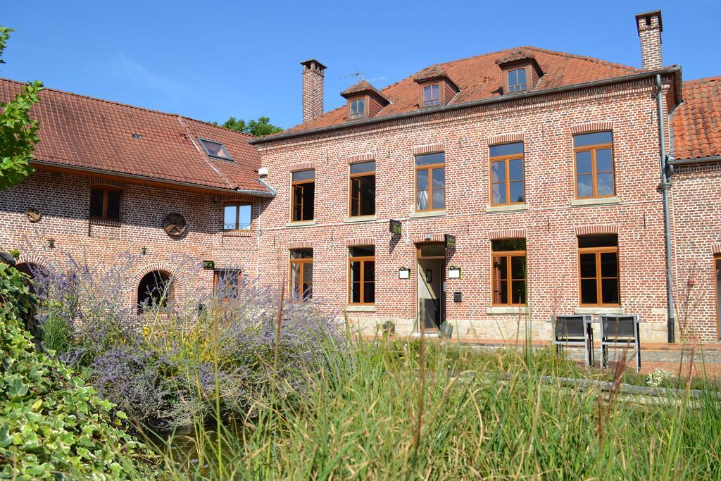 Hotel Le Domaine Des Cigognes Ennevelin Exterior foto