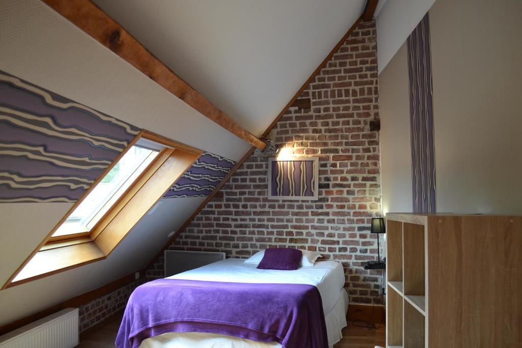 Hotel Le Domaine Des Cigognes Ennevelin Zimmer foto