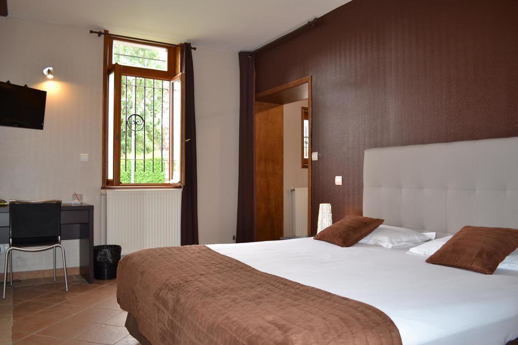 Hotel Le Domaine Des Cigognes Ennevelin Zimmer foto