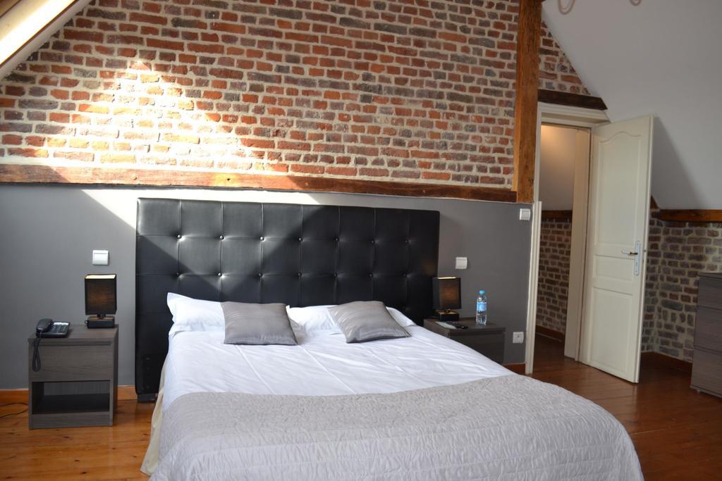 Hotel Le Domaine Des Cigognes Ennevelin Zimmer foto